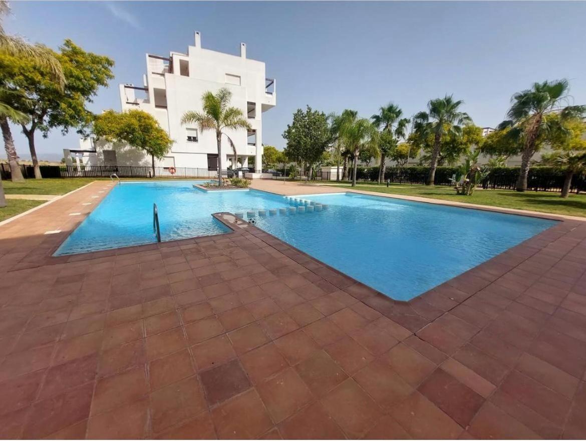 Vista Al Golf Apartment Roldan Ngoại thất bức ảnh